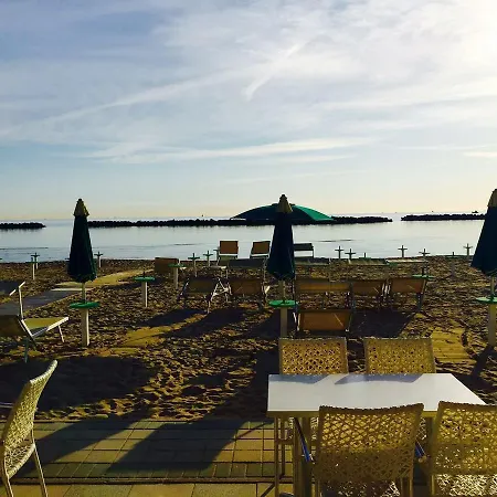 Mondial 3* Bellaria – Igea Marina