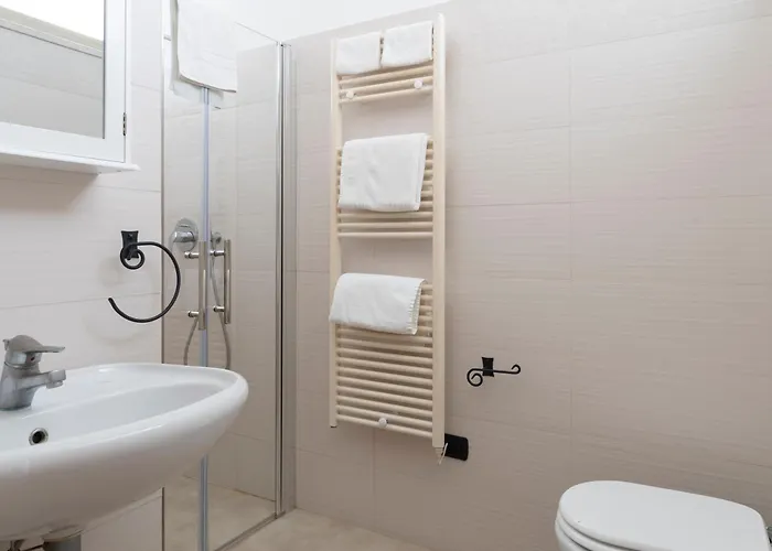 Hotel Mondial 3*
