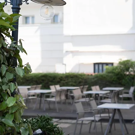 Hotel Mondial